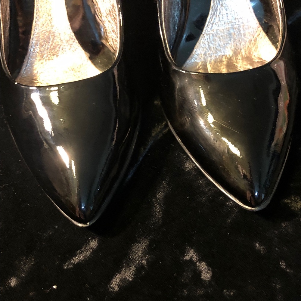 Sofft 3” patent leather heels Sz 7 blk - Picture 2 of 7